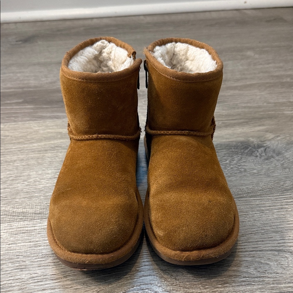 Kookaburra by UGG 3 Boots